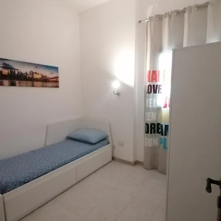 Апартаменты Gioele House *